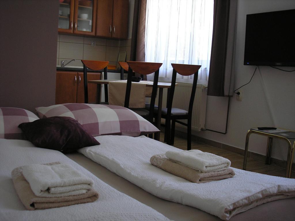 Guesthouse Vila Slunj Exterior photo